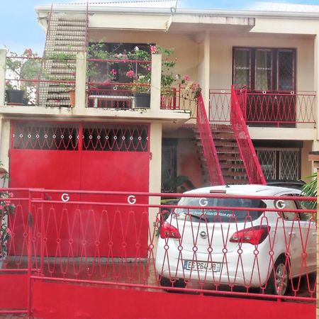 Appartement Charmant A Fort De France 55 M² Proche Centre Ville Ngoại thất bức ảnh